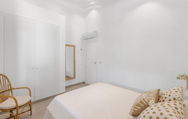 Resale - Villa - Orihuela - Orihuela Costa
