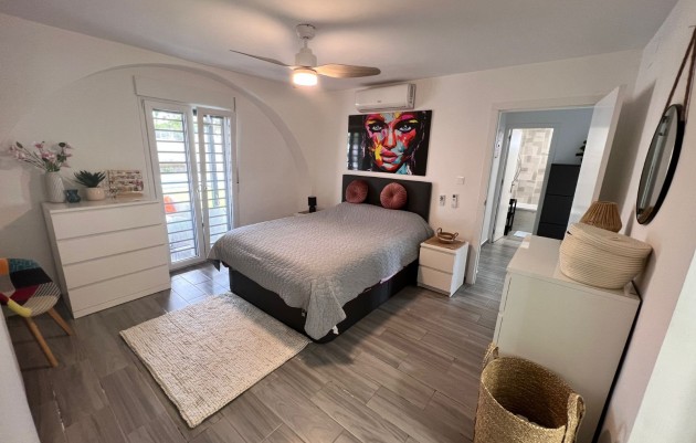 Herverkoop - Finca Country Property - Elche Pedanías - La Marina