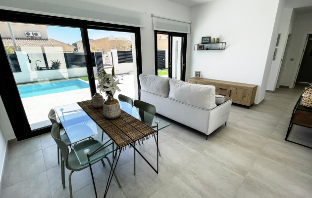 Nueva construcción  - Villas - Pilar de la Horadada