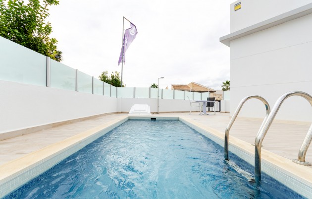 New Build - Villas - Torrevieja