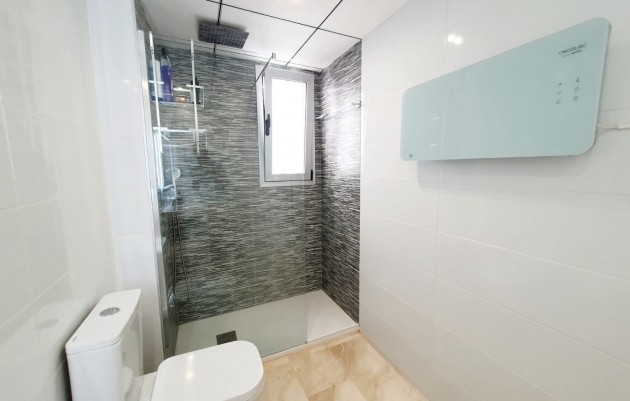 Herverkoop - Appartement - Orihuela Costa - Villamartín-Las Filipinas