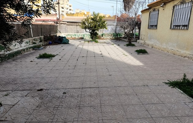 Herverkoop - Finca - Torrevieja - Nueva Torrevieja