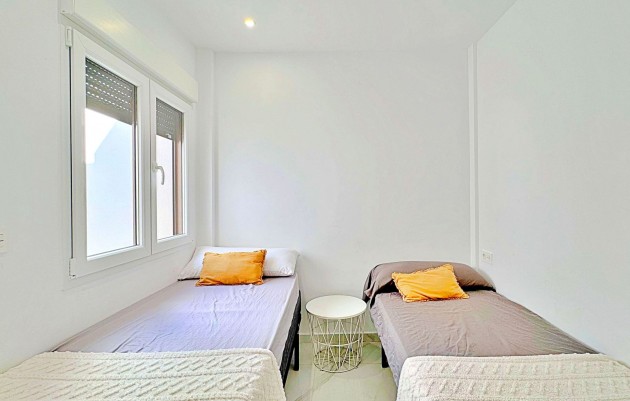 Herverkoop - Herenhuis - Torrevieja - Los Balcones