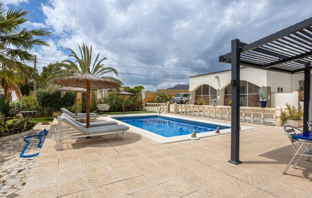 Herverkoop - Country Property/Finca - Albatera