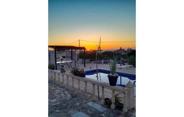 Herverkoop - Country Property/Finca - Albatera