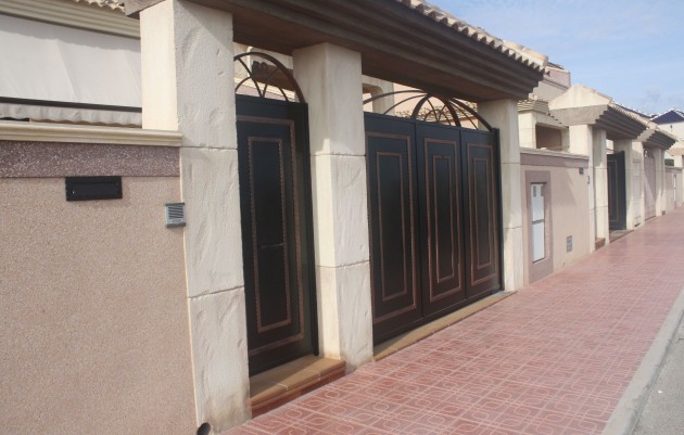 Nouvelle construction - Terraced houses - Torrevieja