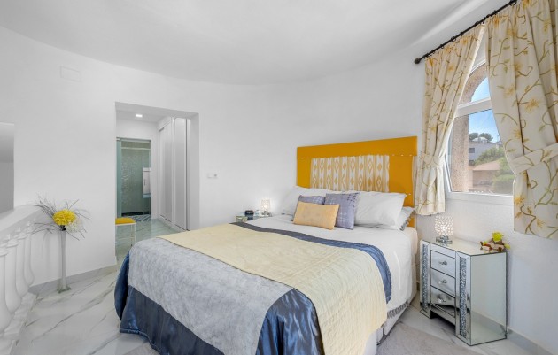 Resale - Villa - Almoradí