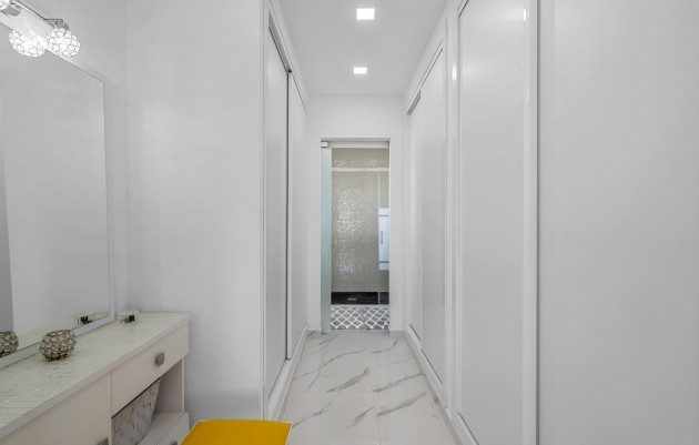 Resale - Villa - Almoradí