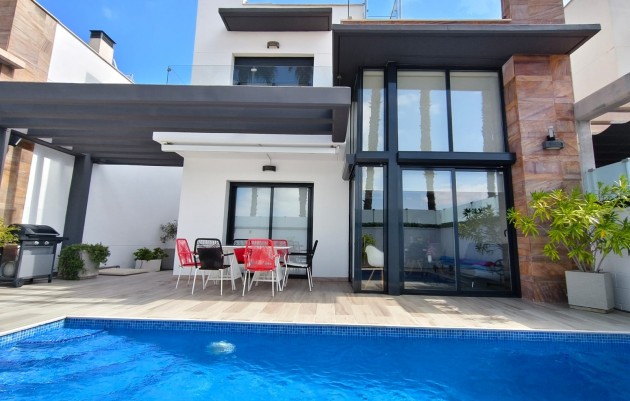 Revente - Villa - Orihuela Costa - Lomas de Cabo Roig
