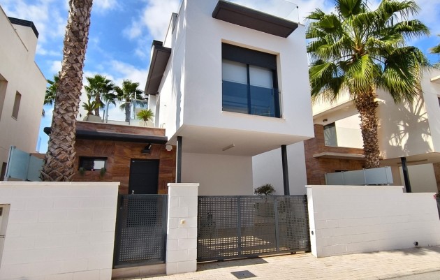 Revente - Villa - Orihuela Costa - Lomas de Cabo Roig