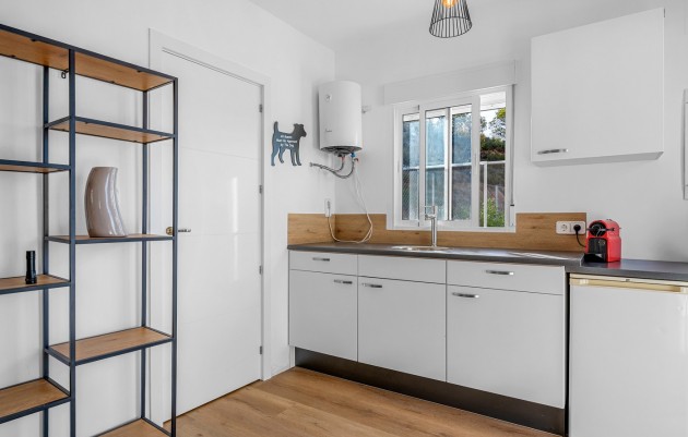 Resale - 5. Finca / Country Property - Crevillente