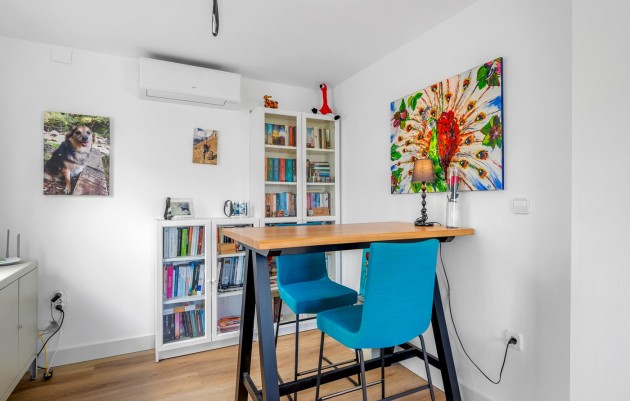 Resale - 5. Finca / Country Property - Crevillente