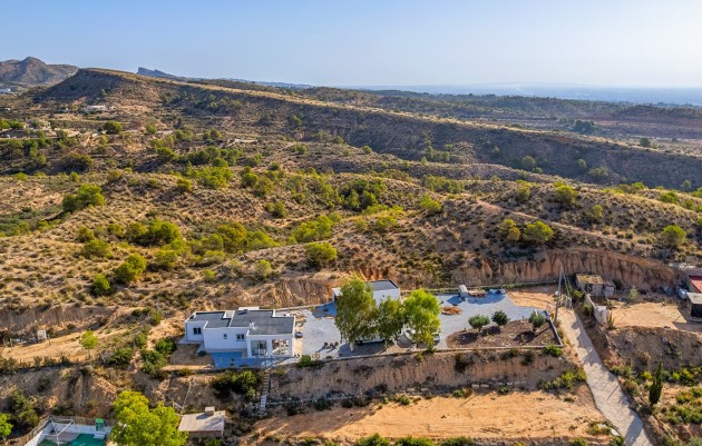 Resale - 5. Finca / Country Property - Crevillente