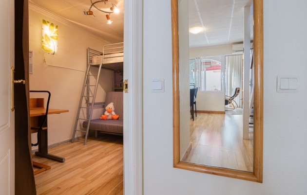 Herverkoop - Terraced house / Townhouse - Torrevieja - La Siesta