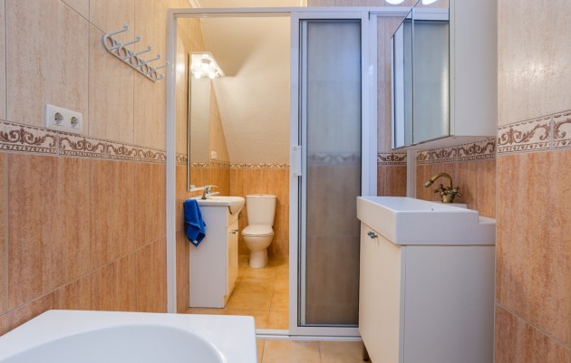 Herverkoop - Terraced house / Townhouse - Torrevieja - La Siesta