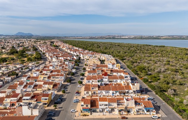 Herverkoop - Terraced house / Townhouse - Torrevieja - La Siesta