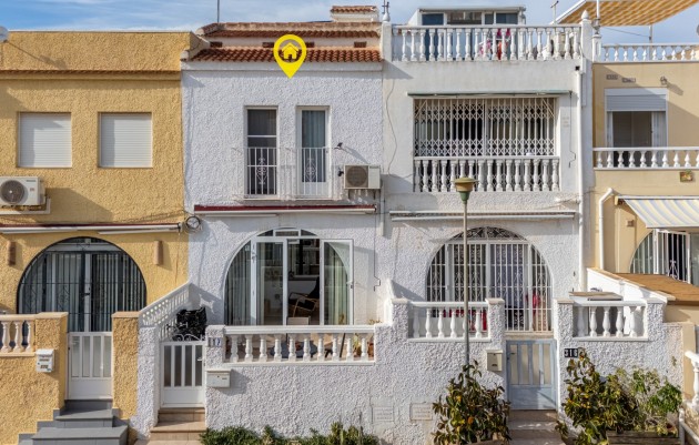 Herverkoop - Terraced house / Townhouse - Torrevieja - La Siesta