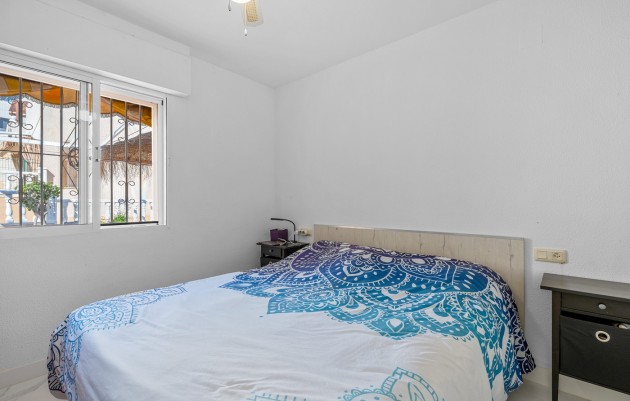 Herverkoop - 4. House - Detached Villa - Torrevieja - Lago Jardín II