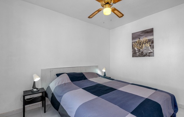 Herverkoop - 4. House - Detached Villa - Torrevieja - Lago Jardín II