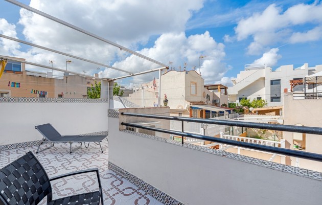 Herverkoop - 4. House - Detached Villa - Torrevieja - Lago Jardín II