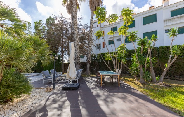 Herverkoop - Villa - Orihuela Costa - Las Filipinas