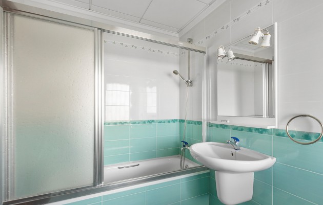 Herverkoop - Villa - Orihuela Costa - Las Filipinas