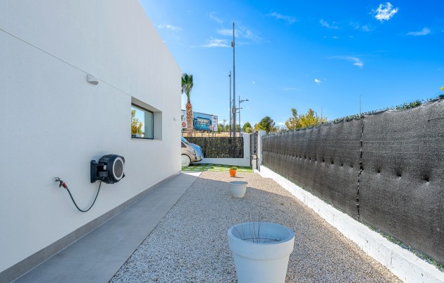 Herverkoop - Independent villa - Calasparra - Urbanización coto riñales