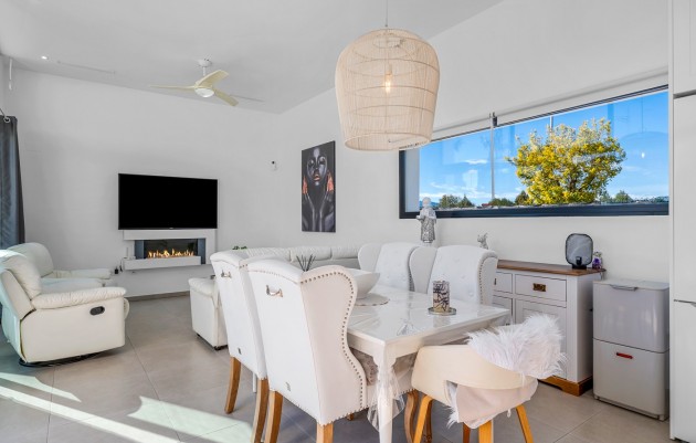 Herverkoop - Independent villa - Calasparra - Urbanización coto riñales