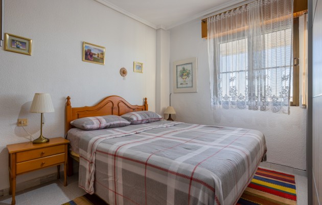 Resale - Apartment flat - Torrevieja - La Siesta