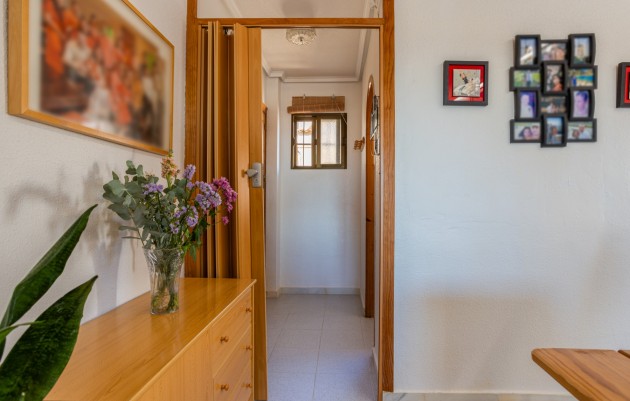 Resale - Apartment flat - Torrevieja - La Siesta