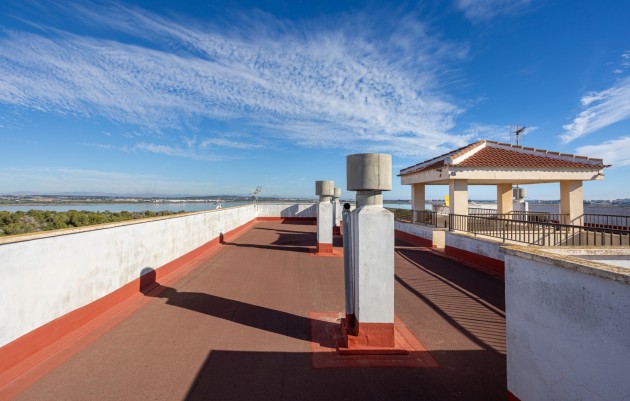 Resale - Apartment flat - Torrevieja - La Siesta
