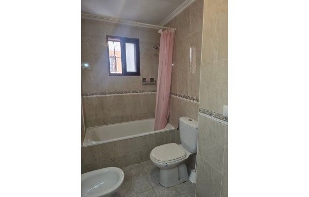 Resale - Apartment - Ground Floor - Daya Vieja - Costa Blanca