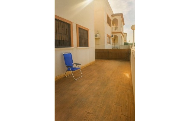 Resale - Apartment - Ground Floor - Daya Vieja - Costa Blanca