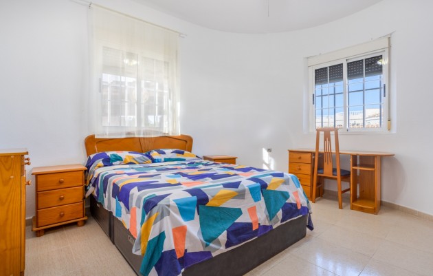 Herverkoop - Detached Villa - Torrevieja - Urbanización San Luis