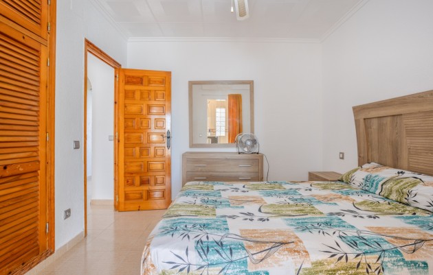 Herverkoop - Detached Villa - Torrevieja - Urbanización San Luis