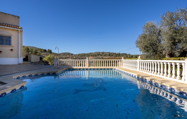 Resale - Finca Country Property - La Zarza