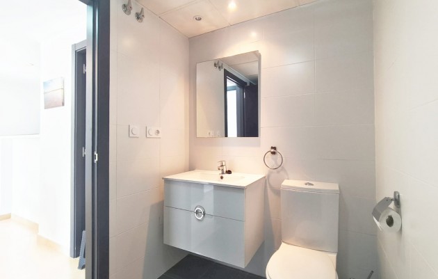 Herverkoop - Apartment / flat - Orihuela Costa - Villamartín