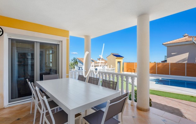 Herverkoop - Villa - Detached - San Miguel de Salinas - Ciudad de las Comunicaciones