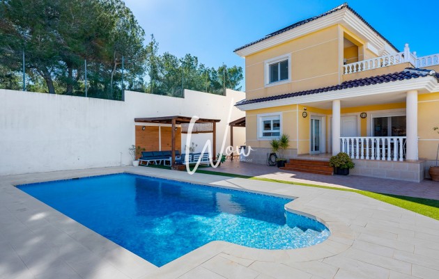 Herverkoop - Villa - Detached - San Miguel de Salinas - Ciudad de las Comunicaciones