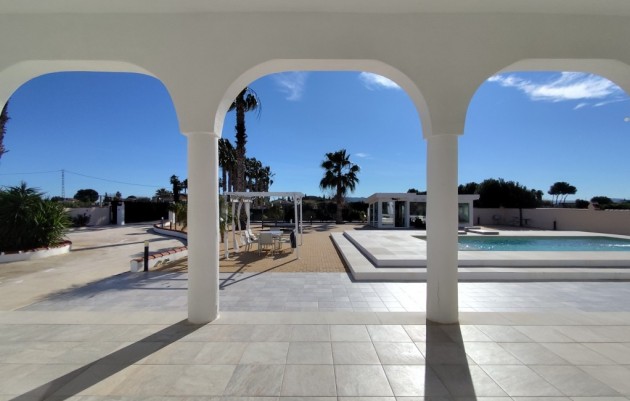 Herverkoop - Villa - El Mudamiento