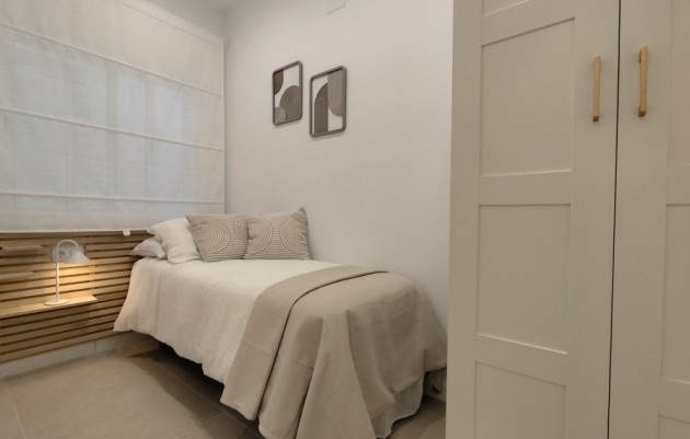 Resale - Bungalow - La Siesta