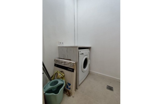 Resale - Bungalow - La Siesta