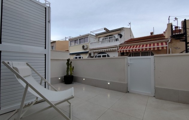 Resale - Bungalow - La Siesta