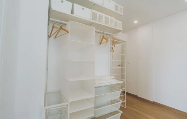 New Build - Flats - Redován