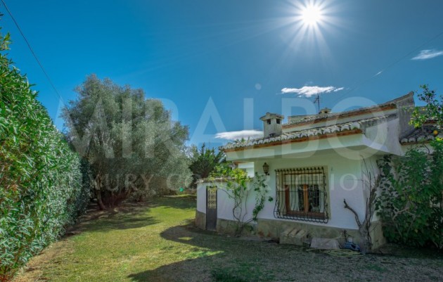 Resale - Villa - Jávea / Xàbia - Partides comunes - Adsubia