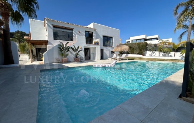 Resale - Villa - Jávea / Xàbia - Cap Martí - El Tossalet - Pinomar