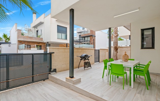 Herverkoop - 2. Town house - Orihuela Costa - Lomas de Cabo Roig