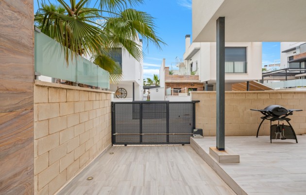 Herverkoop - 2. Town house - Orihuela Costa - Lomas de Cabo Roig