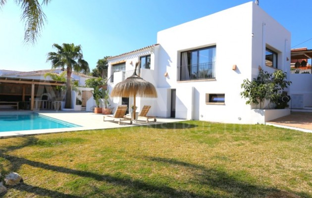 Resale - Villa - Jávea / Xàbia - Cap Martí - El Tossalet - Pinomar